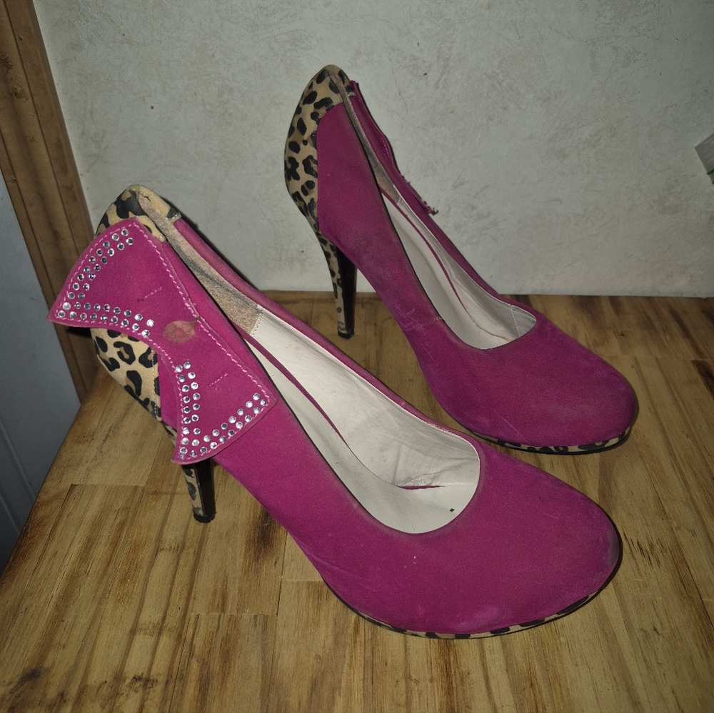 Elegant Pink and Leopard Print Women's Heels